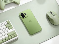 iPhone用户换机/备用机首选：2026年小屏旗舰推荐，一加15T领衔