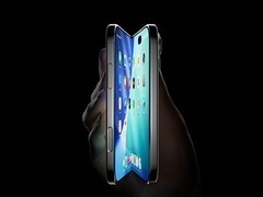 苹果iPhone Fold曝光：双电池共4883mAh，续航或弱于iPhone 18 Pro Max