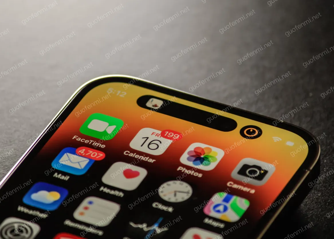 iPhone 16 Pro锁屏界面相机快捷方式_自定义按键功能