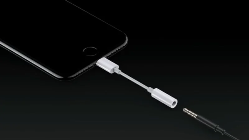 AirPods Max有线模式需要专用转接线吗_AirPods Max音频线选购建议