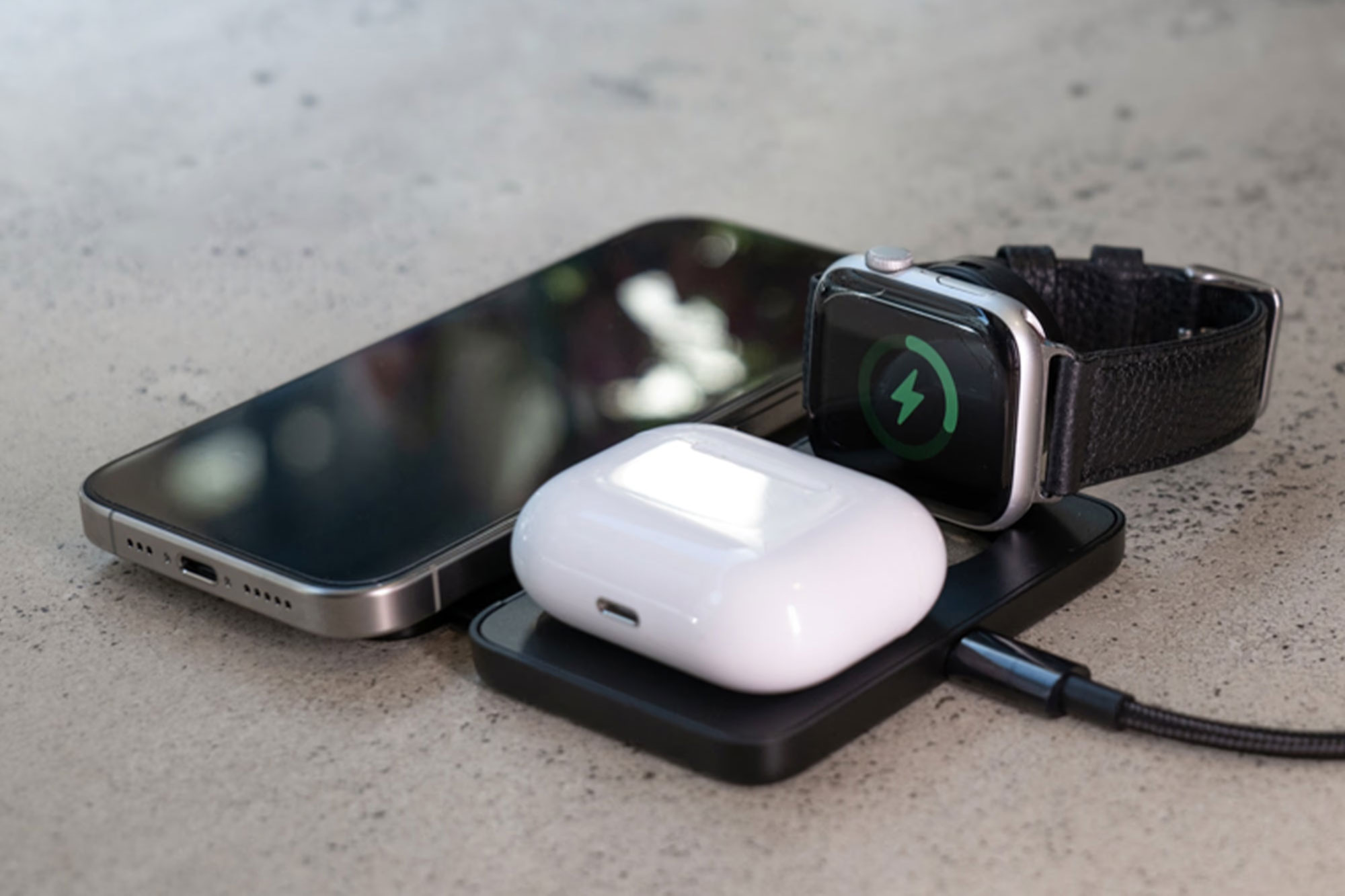AirPods Pro 2充电盒支持有线反向充电吗 _ AirPods Pro 2充电协议详解