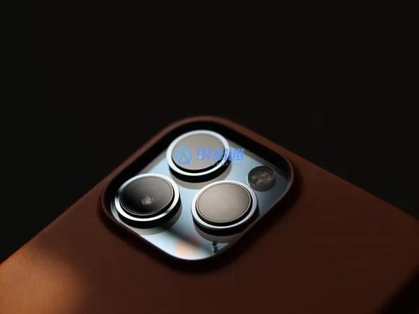 iPhone17用什么拍照软件好?专业摄影师推荐这10款
