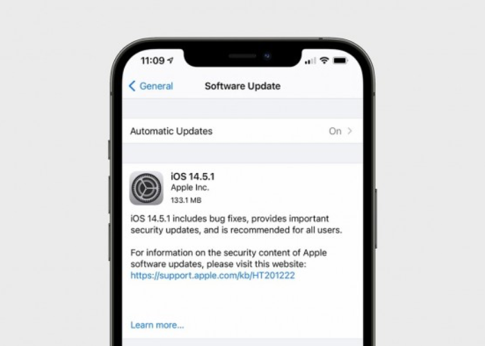 iPhone 13如何关闭系统自动下载更新包_苹果手机系统更新手动管理