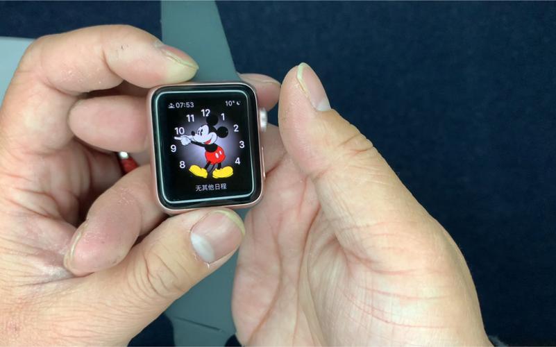 Apple Watch Series 9如何使用手势控制播放暂停音乐_S9交互技巧