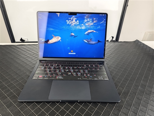MacBook Pro M2如何设置三指轻点翻译_macOS快速查词教程