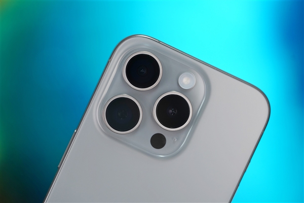 iPhone 13如何开启微距摄影模式_苹果13 Pro超广角近景拍摄教程