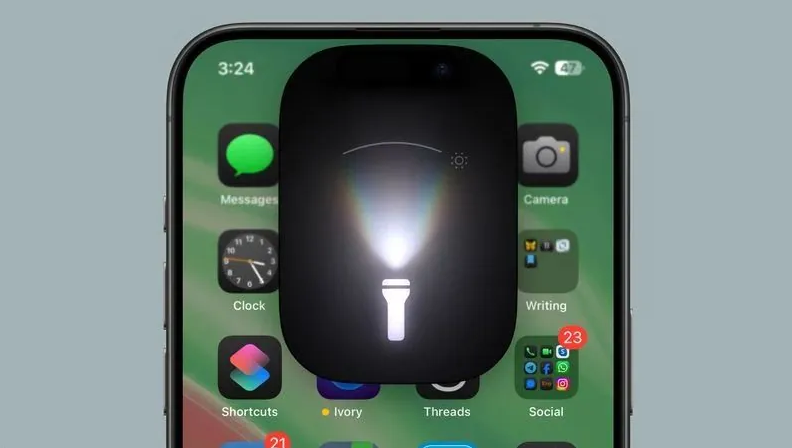 iPhone 15 Pro如何使用Action键一键开启手电筒_iPhone快捷按键用法