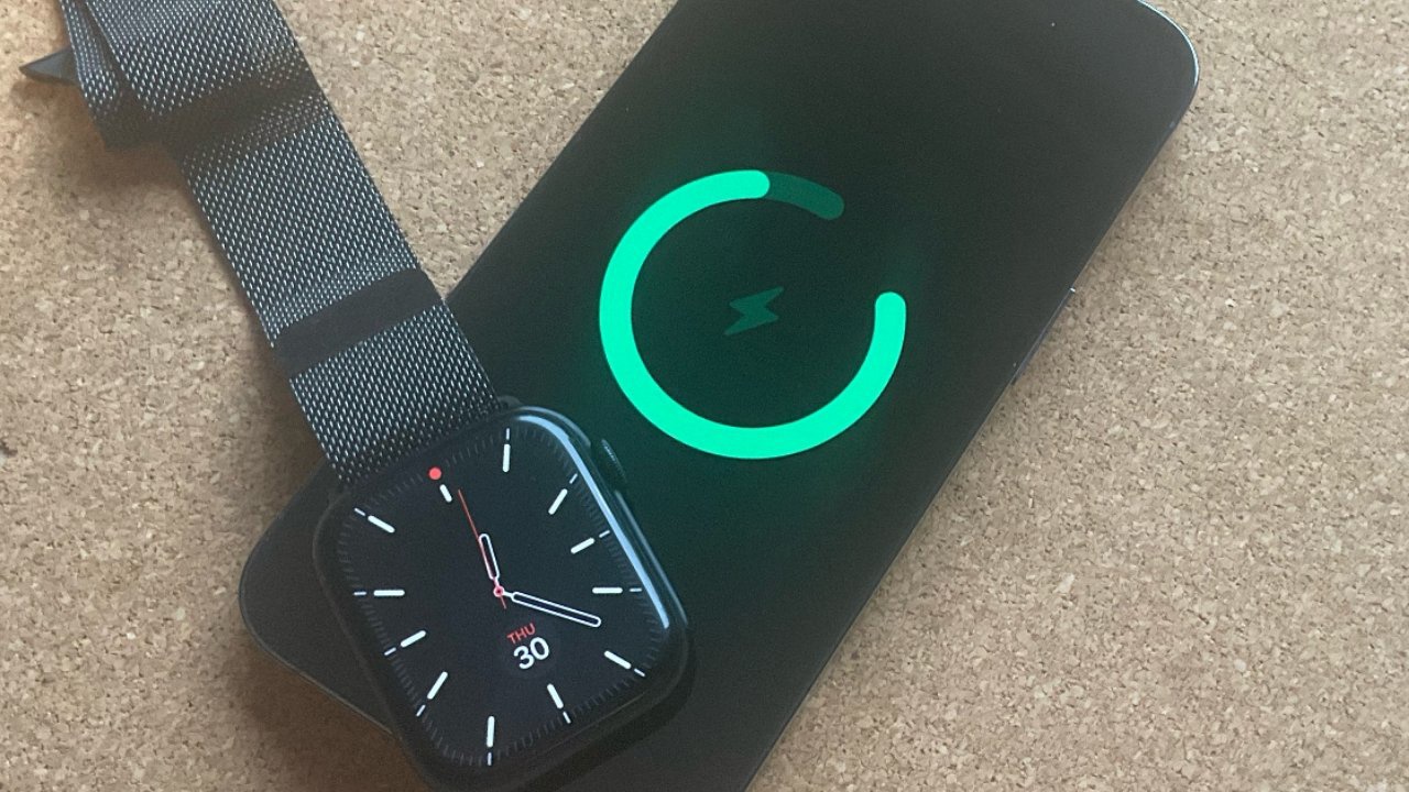 Apple Watch SE 2如何快速查看iPhone当前的电池电量百分比_Apple Watch电量管理